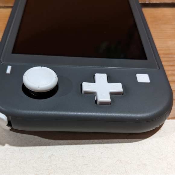 Nintendo switch lite - Picture 7 of 11